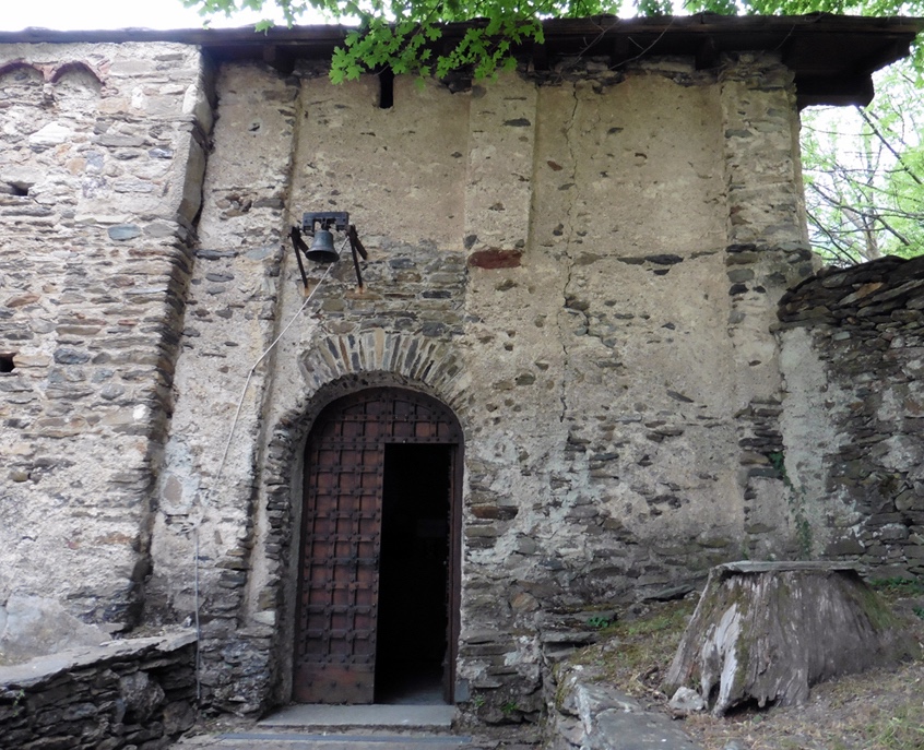 Monastero di Novalesa, chiesa di San Salvatore, prospetto nord
